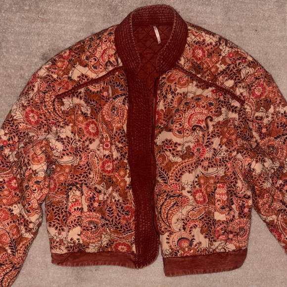 Free People great escape Paisley Quilted Jacket - Picture 2 of 5
